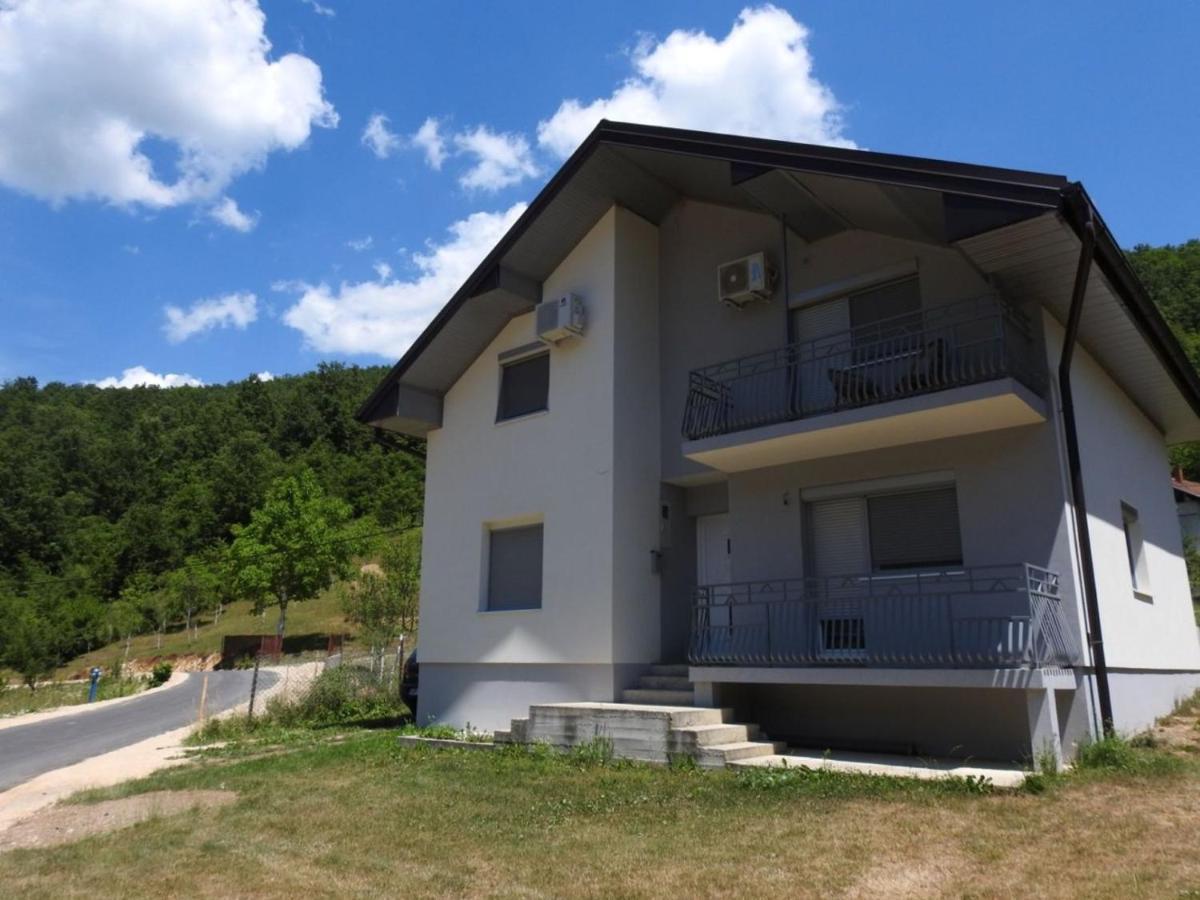 Omar & Una Apartmani Bihać Buitenkant foto