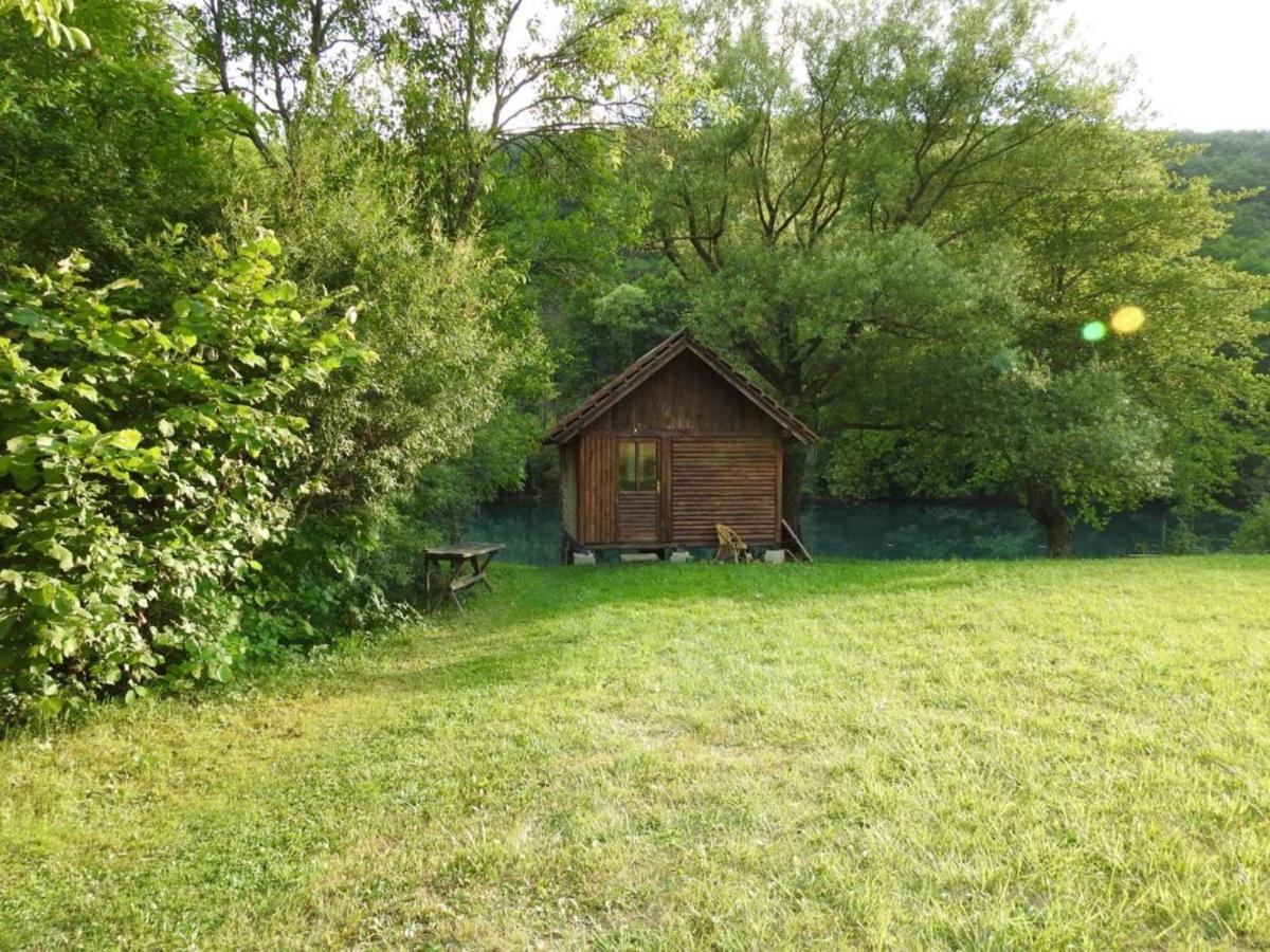 Omar & Una Apartmani Bihać Buitenkant foto