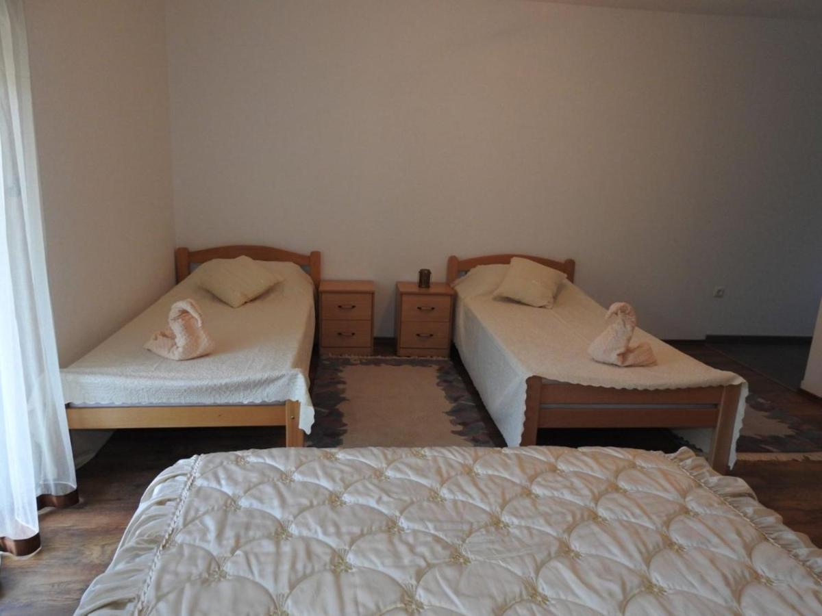 Omar & Una Apartmani Bihać Buitenkant foto