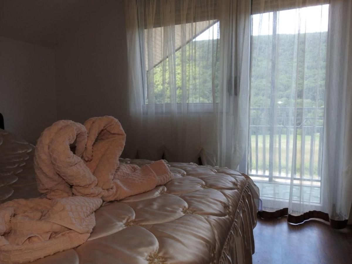 Omar & Una Apartmani Bihać Buitenkant foto