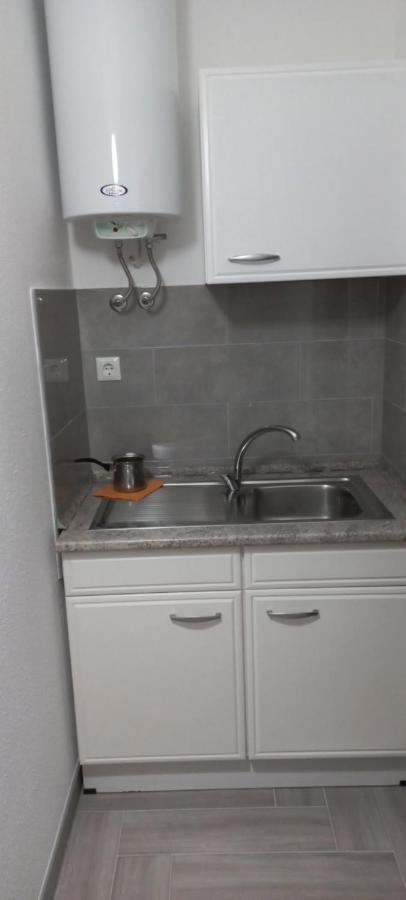 Omar & Una Apartmani Bihać Buitenkant foto